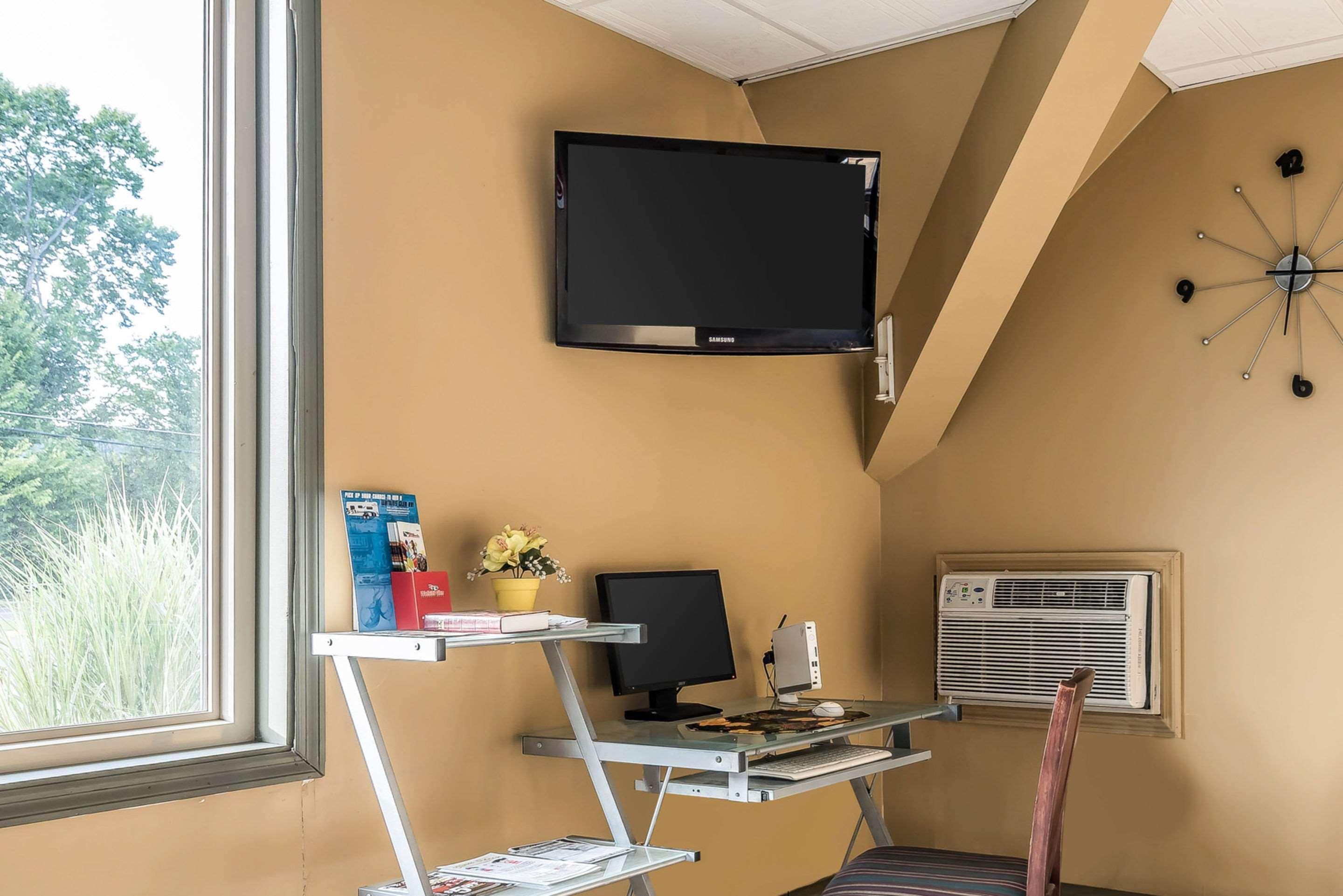 Econo Lodge Inn & Suites Binghamton Dış mekan fotoğraf