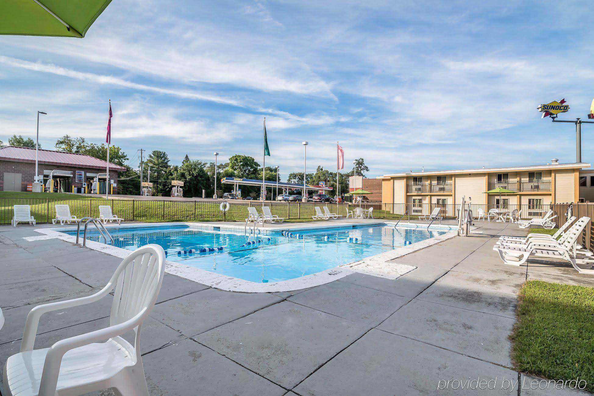 Econo Lodge Inn & Suites Binghamton Dış mekan fotoğraf